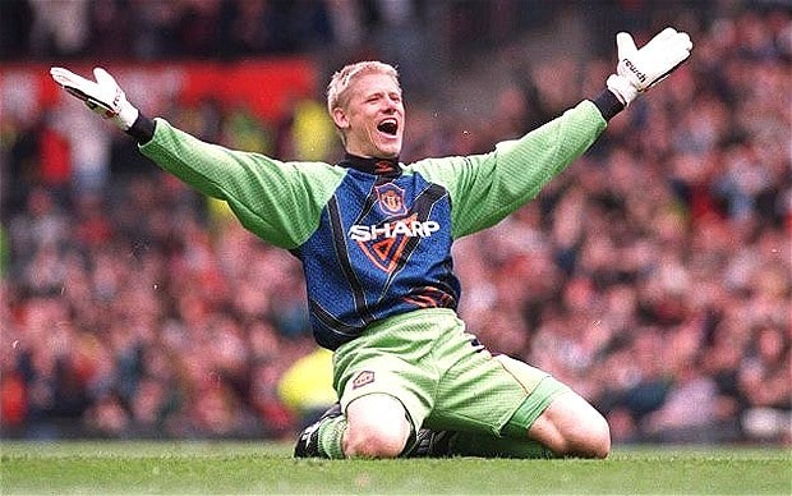 5. Peter Schmeichel - Danemark