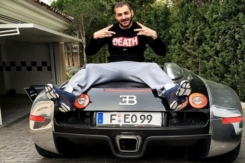 2. Karim Benzema - Bugatti Veron - 2M€