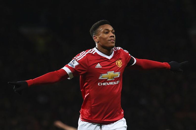 4. Manchester United - 2 977 000 maillots
