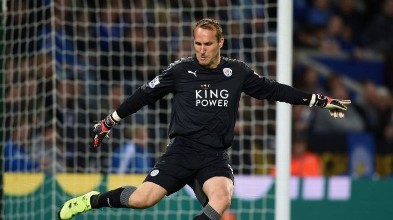 2. Mark Schwarzer (Leicester City) : 43 ans